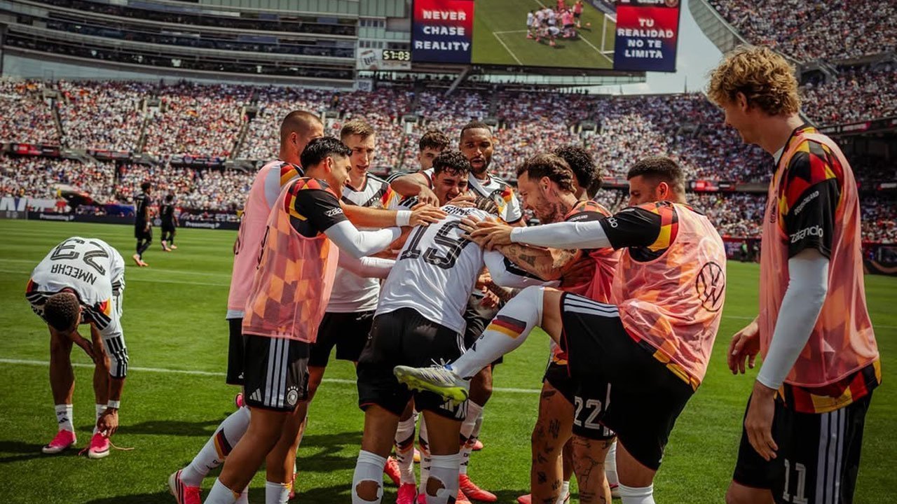 Hasil Amerika Serikat vs Jerman: Bekuk USMNT, Der Panzer Kian Pede Hadapi Piala Dunia 2026! Hasil Amerika Serikat vs Jerman: Bekuk USMNT, Der Panzer Kian Pede Hadapi Piala Dunia 2026!