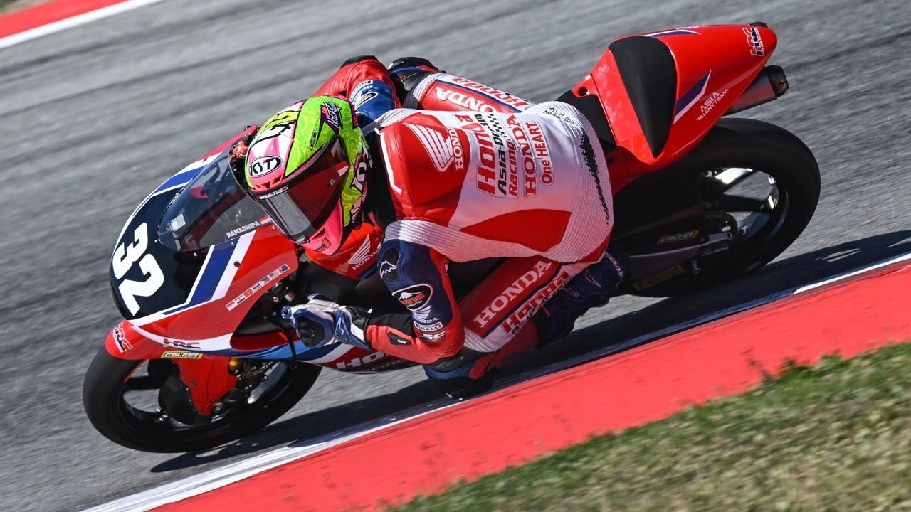 Hasil Balapan Moto3 Junior Portugal 2026: Kiandra Ramadhipa Raih Kemenangan Perdana Usai Sikat Travis Borg Hasil Balapan Moto3 Junior Portugal 2026: Kiandra Ramadhipa Raih Kemenangan Perdana Usai Sikat Travis Borg
