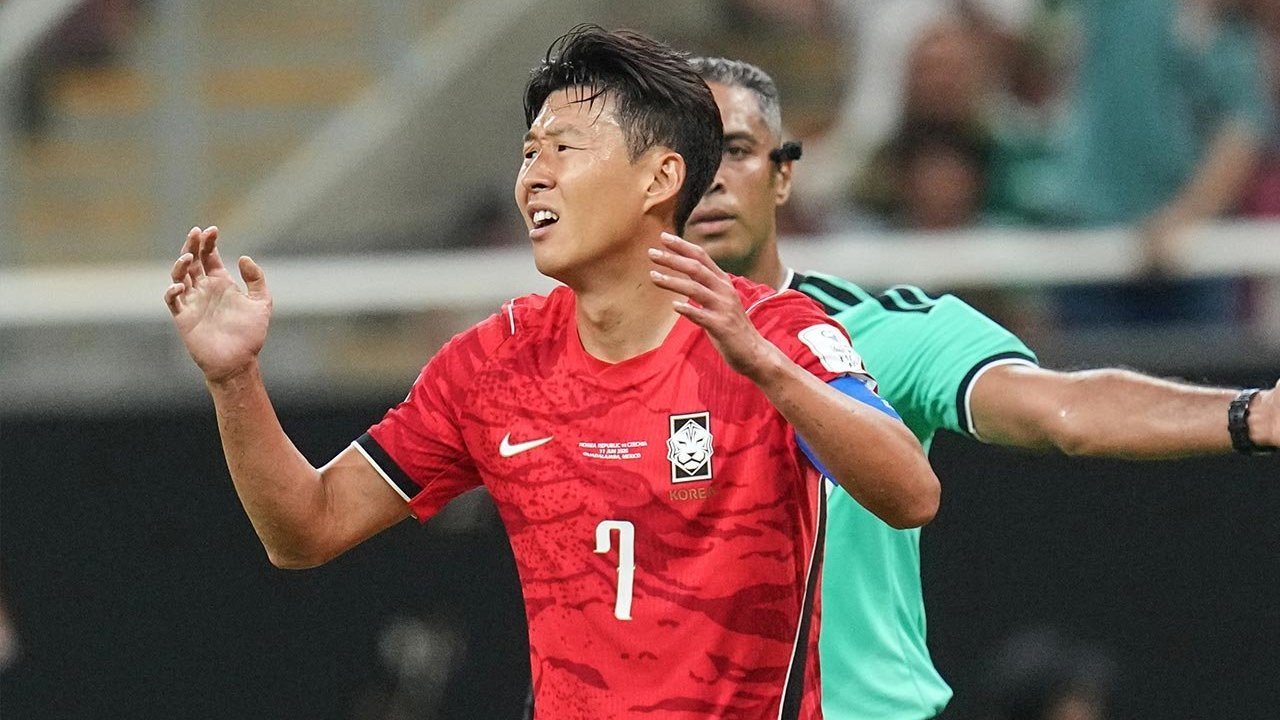 Buang 5 Peluang Lawan Ceko, Son Heung-min Dikritik, Son Heung-min Dibela