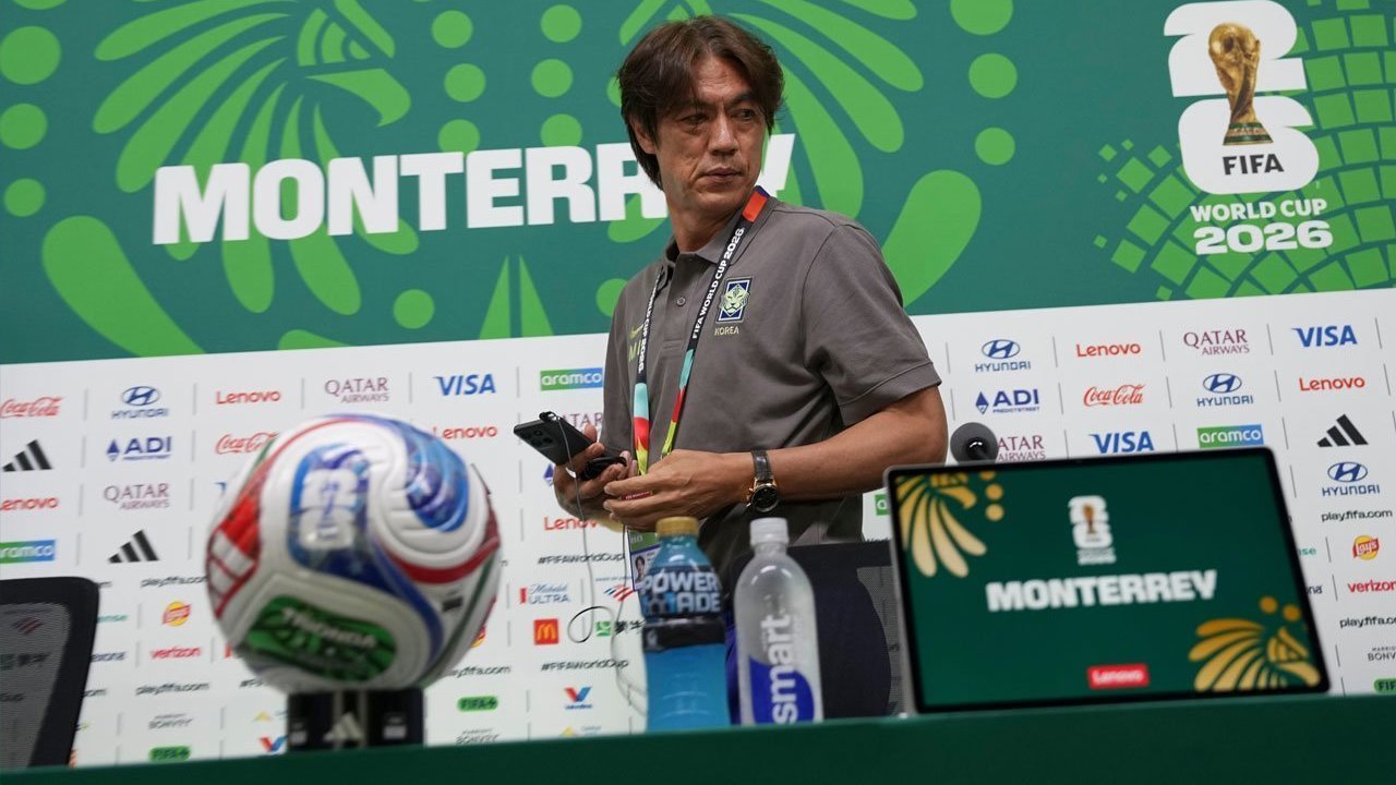 Hong Myung-bo Mundur dari Kursi Pelatih Korea Selatan Setelah Gagal di Piala Dunia 2026 Hong Myung-bo Mundur dari Kursi Pelatih Korea Selatan Setelah Gagal di Piala Dunia 2026