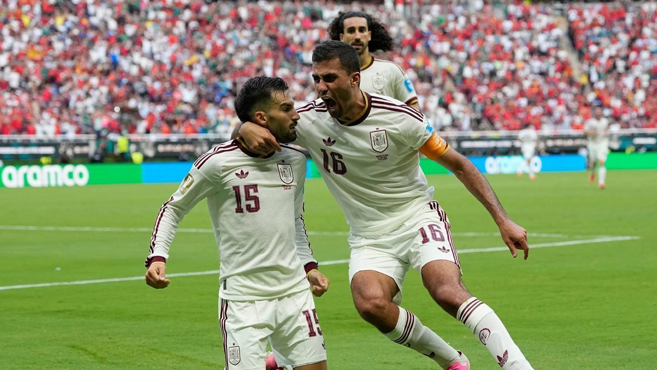 Hasil Uruguay vs Spanyol: Gol Tunggal Alex Baena Bawa La Furia Roja Melenggang ke 32 Besar Piala Dunia 2026!