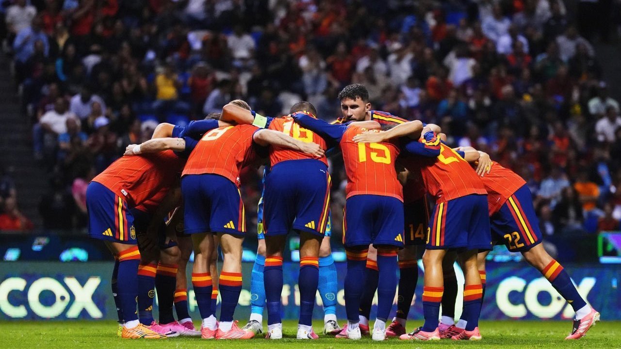 Menakar Spanyol di Piala Dunia 2026: Pundak Sempit Lamine Yamal, Perjudian de la Fuente, dan Timnas Tanpa Real Madrid Menakar Spanyol di Piala Dunia 2026: Pundak Sempit Lamine Yamal, Perjudian de la Fuente, dan Timnas Tanpa Real Madrid