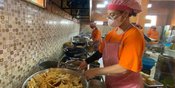 2 Penguasa Perempuan Malang Buktikan UMKM Bisa Tumbuh Bersama KUR BRI Lewat Keripik Tempe dan Kosmetik 2 Penguasa Perempuan Malang Buktikan UMKM Bisa Tumbuh Bersama KUR BRI Lewat Keripik Tempe dan Kosmetik