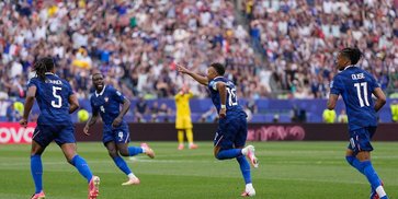 Catatan Menarik Prancis vs Irak: Rekor Baru Kylian Mbappe Warnai Kelolosan Les Bleus Catatan Menarik Prancis vs Irak: Rekor Baru Kylian Mbappe Warnai Kelolosan Les Bleus