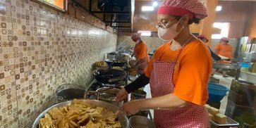 2 Penguasa Perempuan Malang Buktikan UMKM Bisa Tumbuh Bersama KUR BRI Lewat Keripik Tempe dan Kosmetik 2 Penguasa Perempuan Malang Buktikan UMKM Bisa Tumbuh Bersama KUR BRI Lewat Keripik Tempe dan Kosmetik