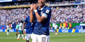 Menyambut Penampilan ke-100 Kylian Mbappe Bersama Timnas Prancis Menyambut Penampilan ke-100 Kylian Mbappe Bersama Timnas Prancis