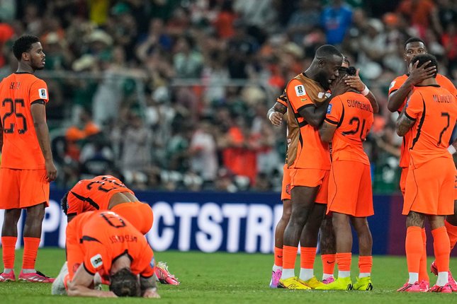 Adu Penalti Mengakhiri Perjalanan Belanda Adu Penalti Mengakhiri Perjalanan Belanda