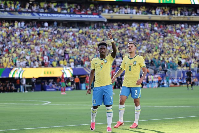 Lini Depan Brasil Lini Depan Brasil