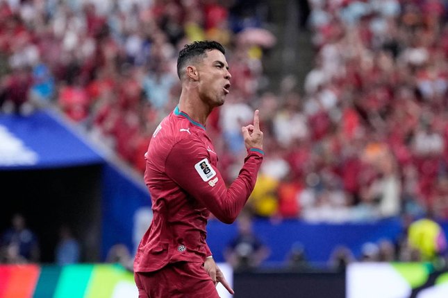 Ronaldo Menjawab Kritik Dengan Penampilan Gemilang