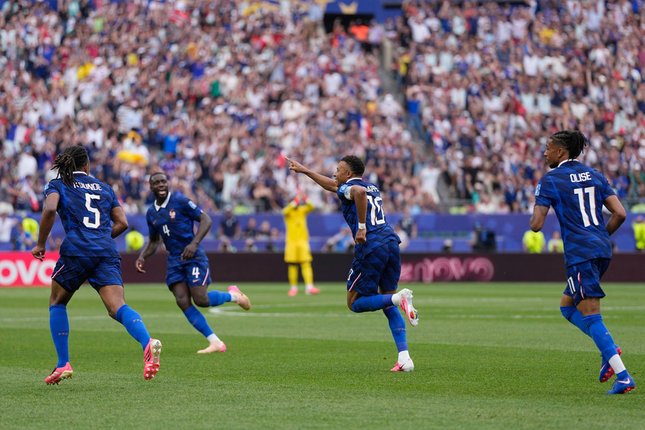Mbappe Antar Prancis Memimpin Mbappe Antar Prancis Memimpin