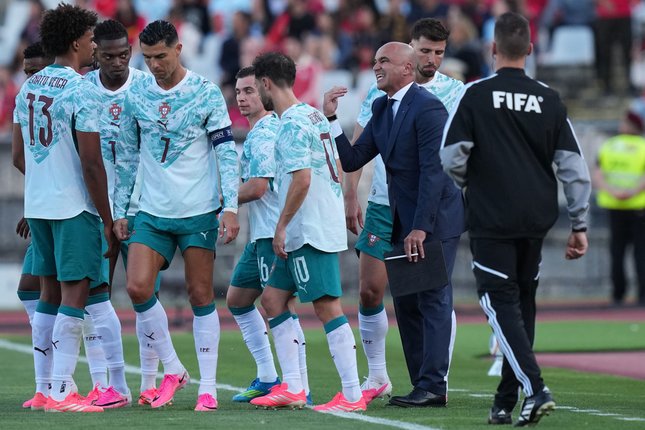 Bangga Bisa Latih Portugal
