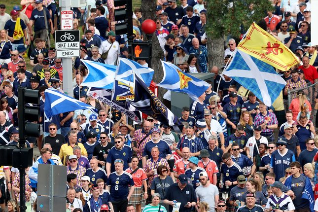 Skotlandia Dominasi Kehadiran Suporter Skotlandia Dominasi Kehadiran Suporter