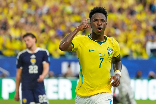 Brasil Jadi Juara Grup