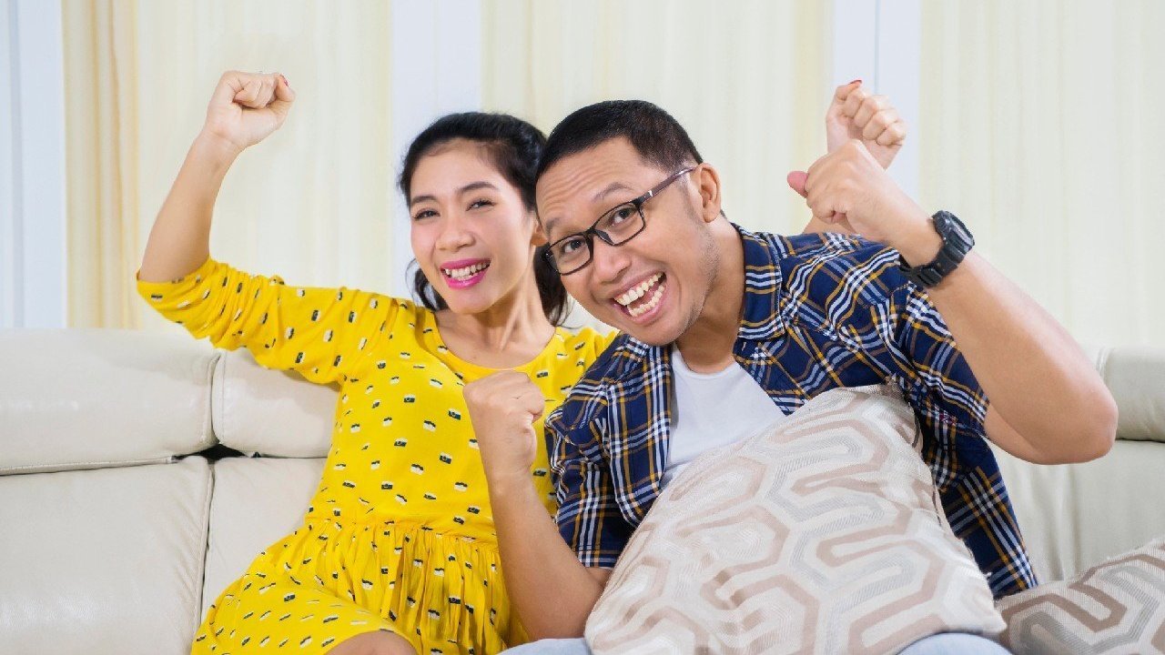 Nobar Makin Seru Kalau Badan Tetap Wangi, Ini Kunci Simpel Buat Pria Aktif