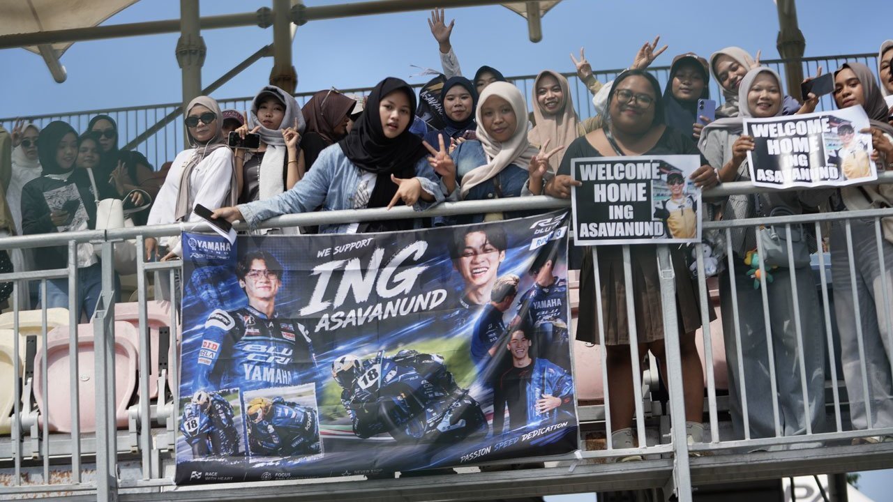 Bukan Juara, tetapi Paling Diburu! Ing Asavanund Jadi Magnet Yamaha Sunday Race 2026 di Mandalika Bukan Juara, tetapi Paling Diburu! Ing Asavanund Jadi Magnet Yamaha Sunday Race 2026 di Mandalika