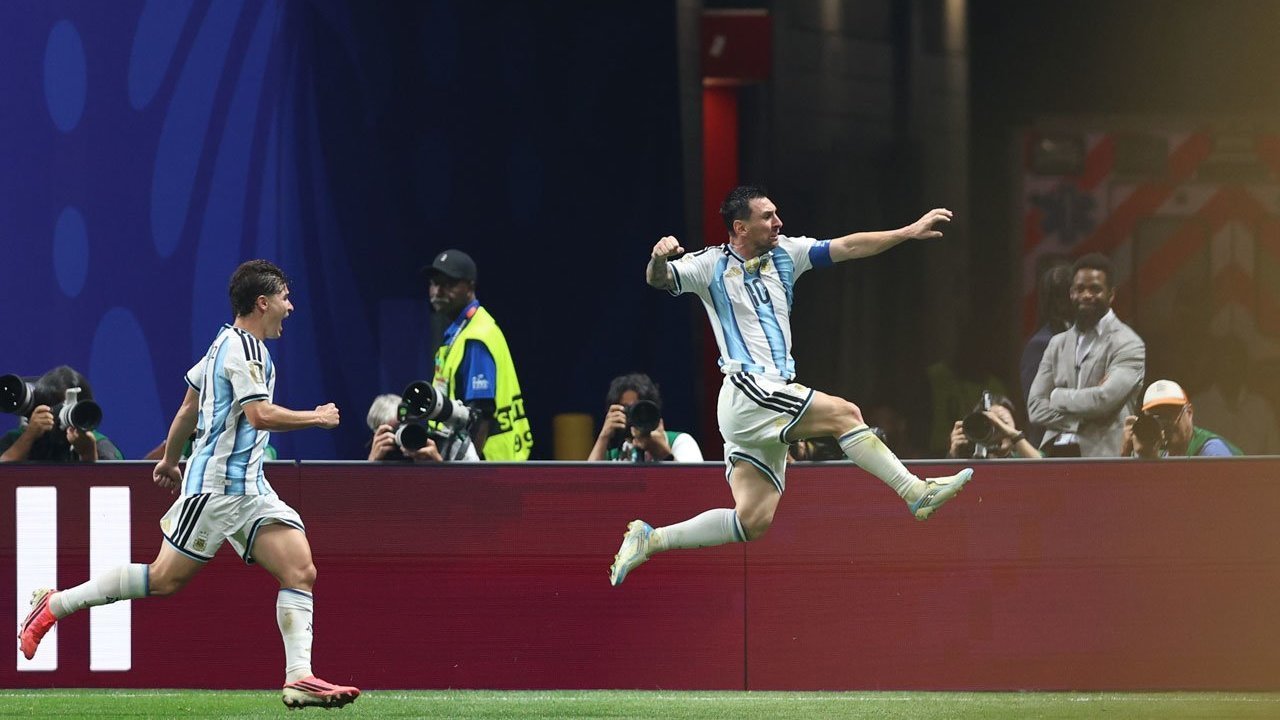 Hasil Argentina vs Mesir: Lionel Messi Gagal Penalti, Bikin Assist, Cetak Gol, dan Menang! Hasil Argentina vs Mesir: Lionel Messi Gagal Penalti, Bikin Assist, Cetak Gol, dan Menang!