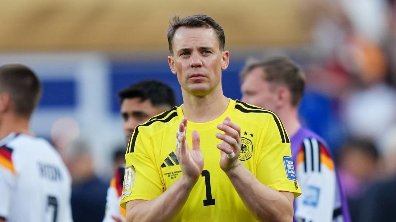 Manuel Neuer Tak Menyesal Kembali Bela Jerman Meski Gagal di Piala Dunia 2026 Manuel Neuer Tak Menyesal Kembali Bela Jerman Meski Gagal di Piala Dunia 2026