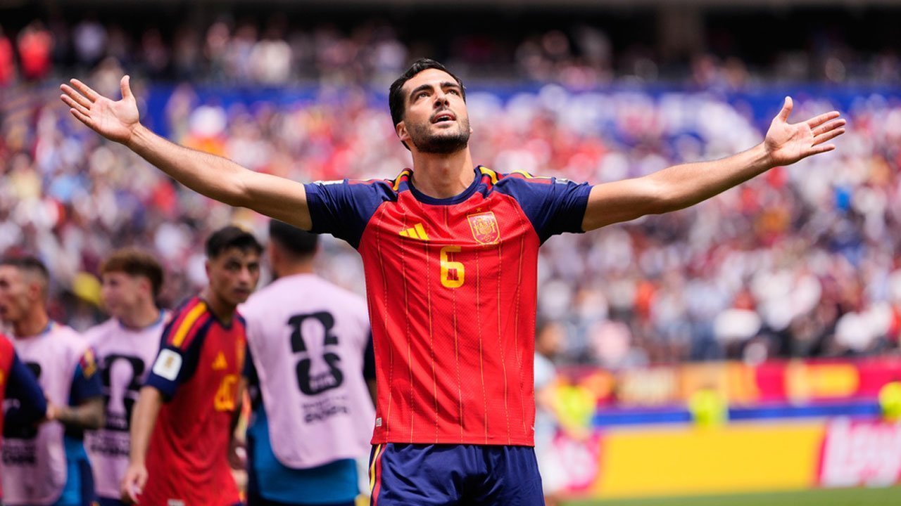 Terus Jadi Penentu Bagi Spanyol, Kenapa Mikel Merino Tidak Kunjung Jadi Starter, De La Fuente?