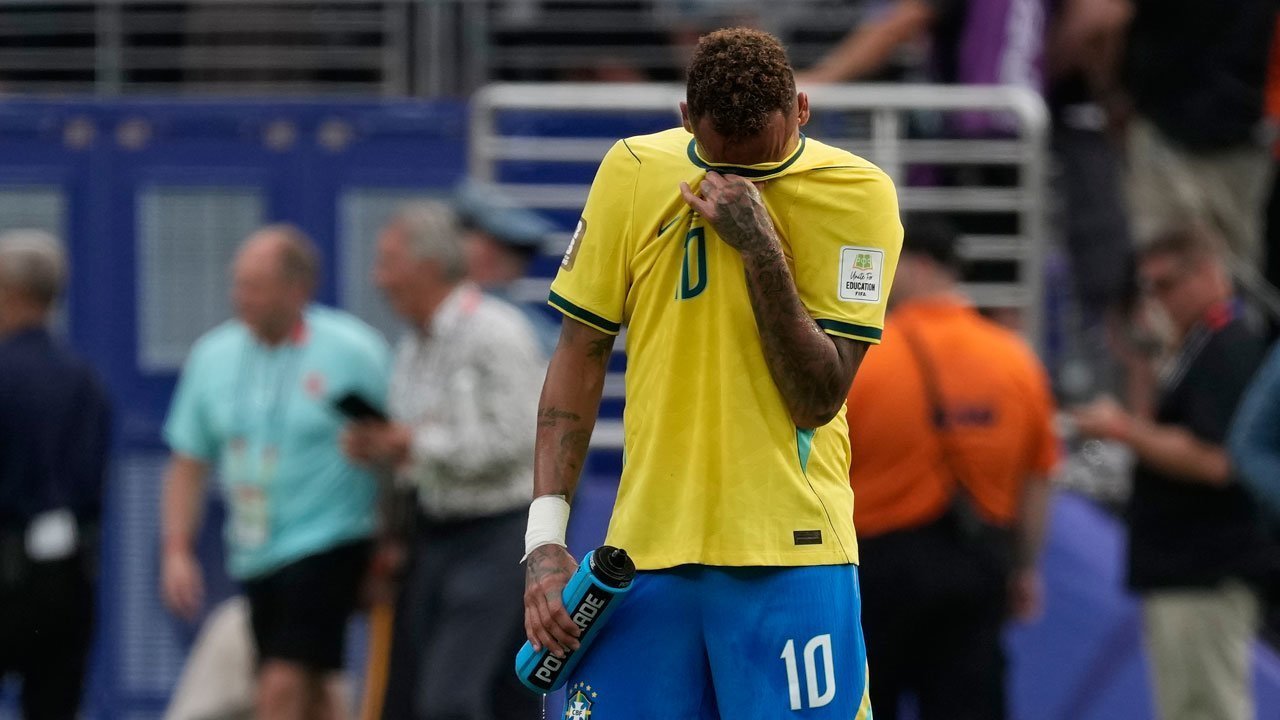 Akhir dari Sebuah Era! Neymar Umumkan Pensiun dari Timnas Brasil Akhir dari Sebuah Era! Neymar Umumkan Pensiun dari Timnas Brasil