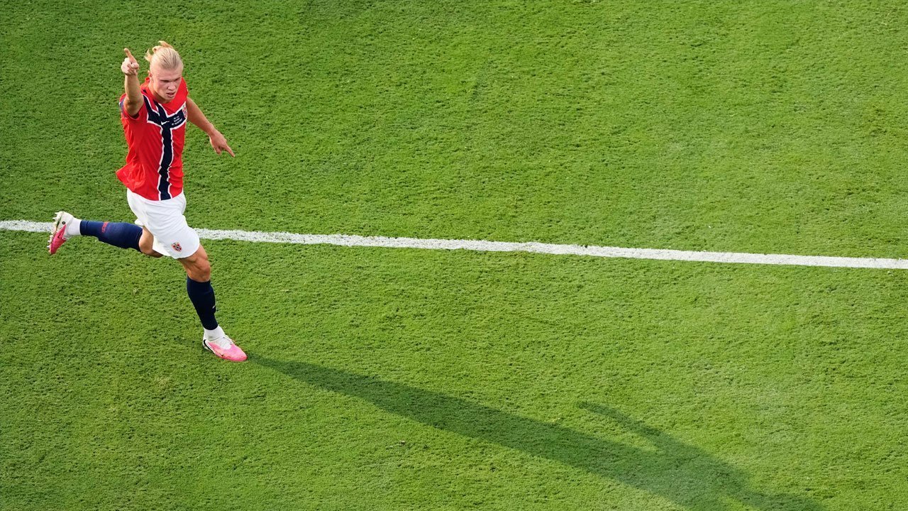 Berikan Saja Bolanya ke Erling Haaland