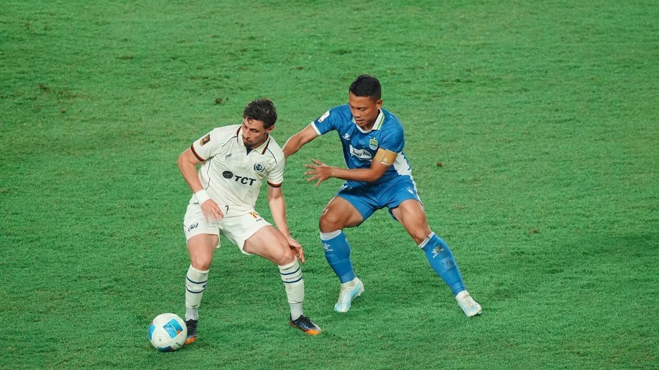 Piala Presiden 2026: Iwan Budianto Minta Publik Tak Pasang Ekspektasi Tinggi kepada Arema FC Piala Presiden 2026: Iwan Budianto Minta Publik Tak Pasang Ekspektasi Tinggi kepada Arema FC