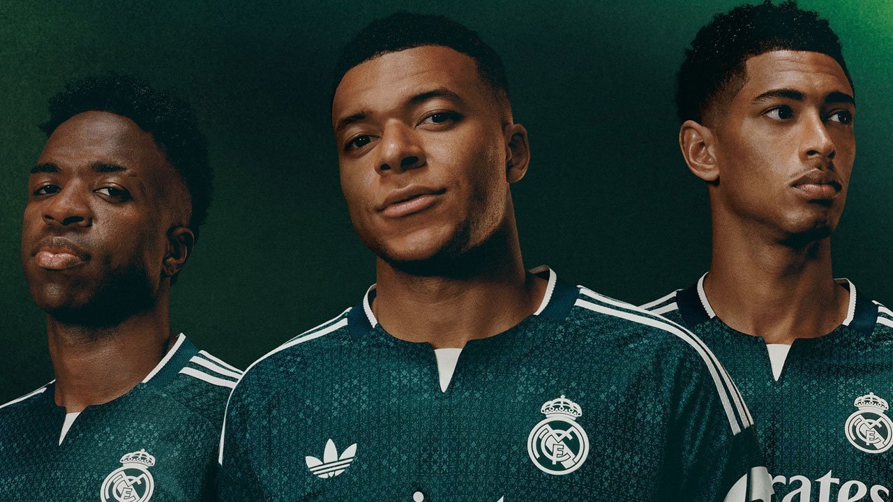 Real Madrid Resmi Rilis Jersey Tandang Hijau untuk Musim 2026/2027 Real Madrid Resmi Rilis Jersey Tandang Hijau untuk Musim 2026/2027