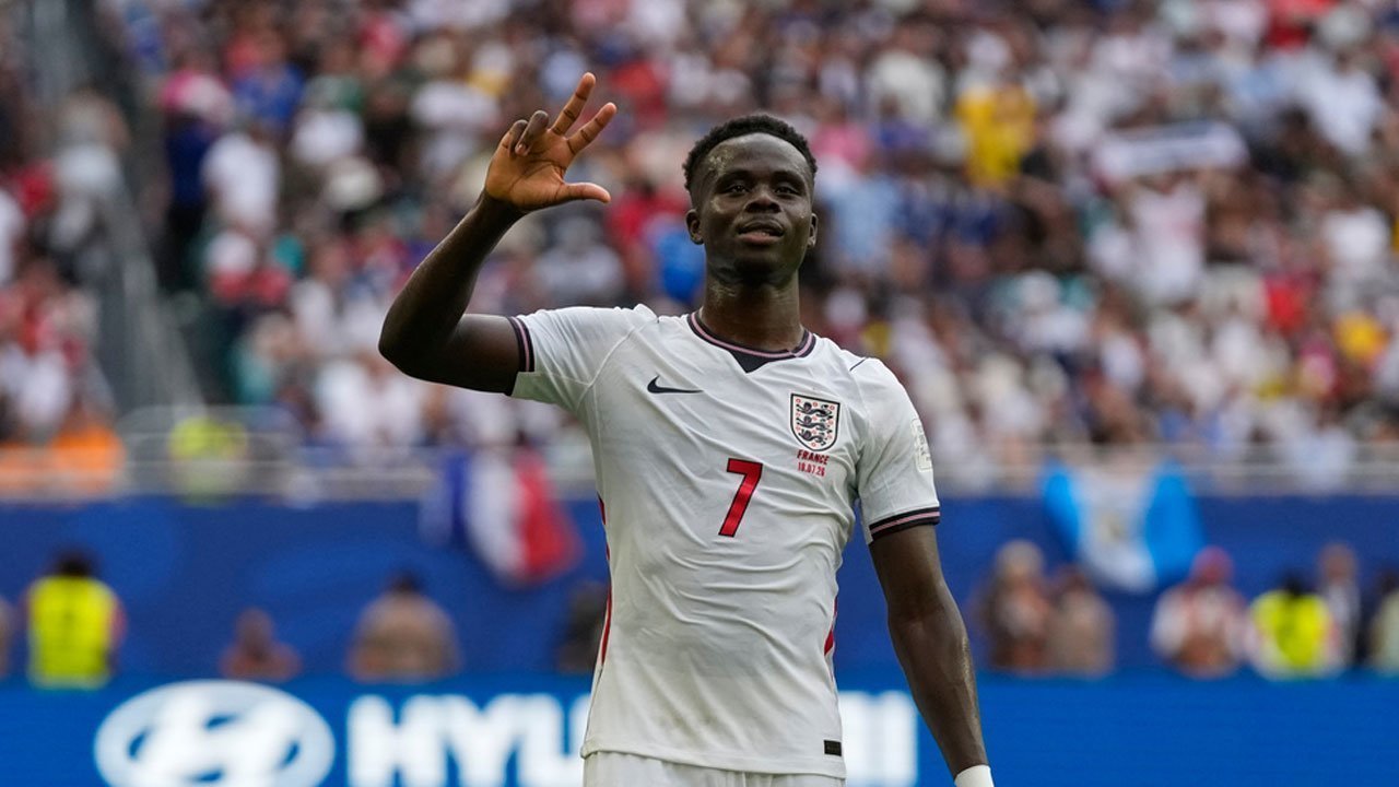Sanjungan Setinggi Langit Thomas Tuchel untuk Bukayo Saka: Dia Bintang Inggris! Sanjungan Setinggi Langit Thomas Tuchel untuk Bukayo Saka: Dia Bintang Inggris!