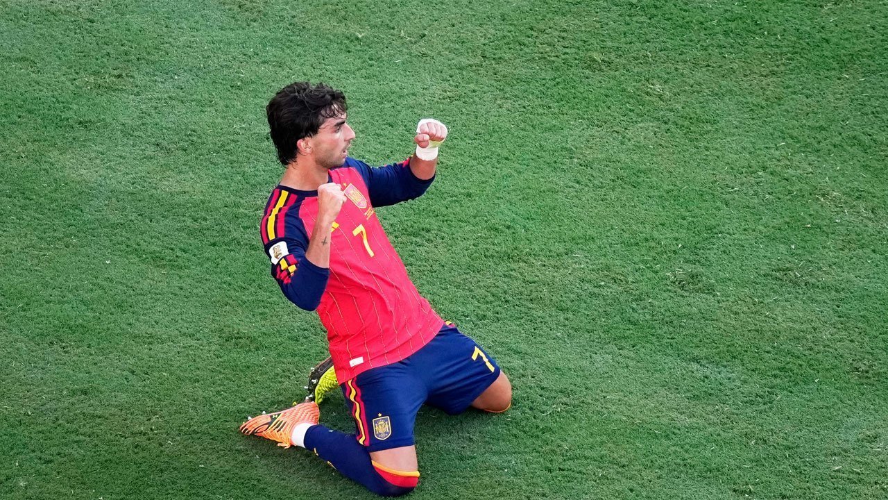 Ferran Torres, Ia yang Terus Melangkah hingga Takdir Menemukan Namanya