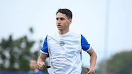 Antusiasme Bobotoh Kagetkan Luka Menalo: Latihan Ditunggui 2 Ribu Orang, Luar Biasa!