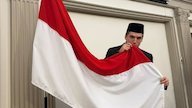 Luke Vickery Resmi Jadi WNI, Siap Bantu Timnas Indonesia Lolos Piala Dunia 2030 Luke Vickery Resmi Jadi WNI, Siap Bantu Timnas Indonesia Lolos Piala Dunia 2030
