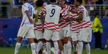 Rapor Pemain Amerika Serikat vs Bosnia dan Herzegovina: Tillman Terbaik, Balogun Beri Gol Sekaligus Kartu Merah Rapor Pemain Amerika Serikat vs Bosnia dan Herzegovina: Tillman Terbaik, Balogun Beri Gol Sekaligus Kartu Merah