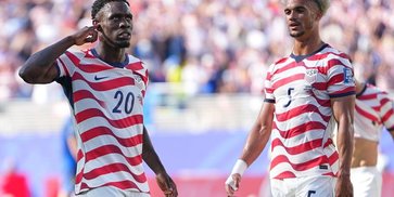 Hasil Amerika Serikat vs Bosnia dan Herzegovina 2-0: Main 10 Orang, Tuan Rumah Tetap Melaju ke Babak 16 Besar