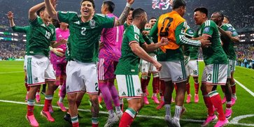 Rapor Pemain Meksiko vs Ekuador: Quinones Tak Terbendung, El Tri Cetak Sejarah! Rapor Pemain Meksiko vs Ekuador: Quinones Tak Terbendung, El Tri Cetak Sejarah!