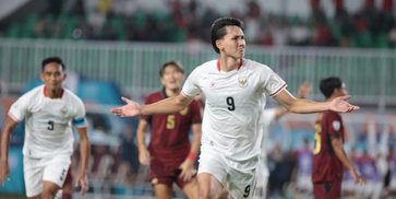 Debut Impian Mitchell Baker, Hattrick dan Kemenangan Manis untuk Timnas Indonesia