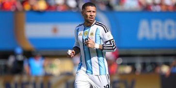 Nicolas Otamendi Pensiun dari Timnas Argentina usai Piala Dunia 2026