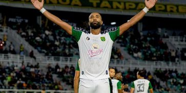 Hasil Piala Presiden 2026: Tandukan Yuran Fernandes Antar Persebaya ke Semifinal
