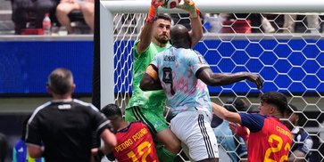 Unai Simon yang Membuat Spanyol Sulit Dibobol Unai Simon yang Membuat Spanyol Sulit Dibobol