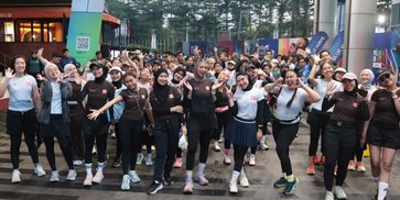 Youniverse Active Day Sukses Digelar, Ribuan Peserta Ramaikan Car Free Day Sudirman