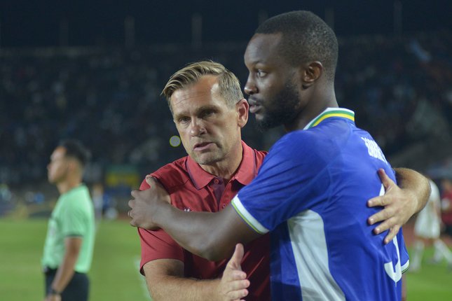 Atmosfer Bobotoh Tinggalkan Kesan Mendalam bagi Mutombo Atmosfer Bobotoh Tinggalkan Kesan Mendalam bagi Mutombo