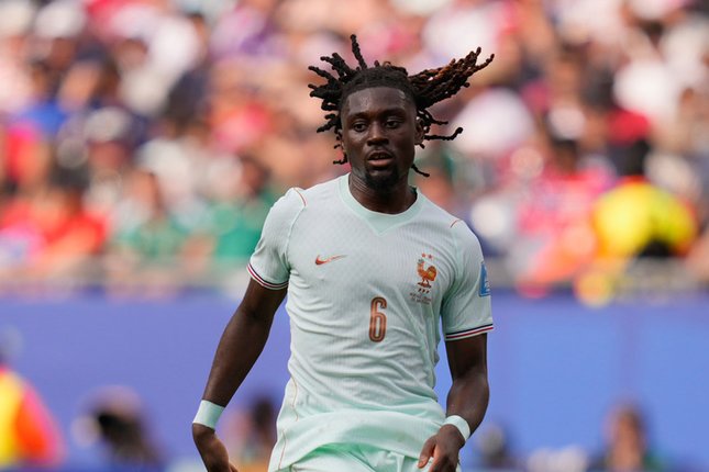 Roma Tak Mau Lepas Kone di Bawah 55 Juta Euro Roma Tak Mau Lepas Kone di Bawah 55 Juta Euro