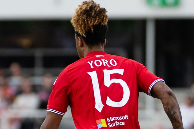 Leny Yoro Leny Yoro