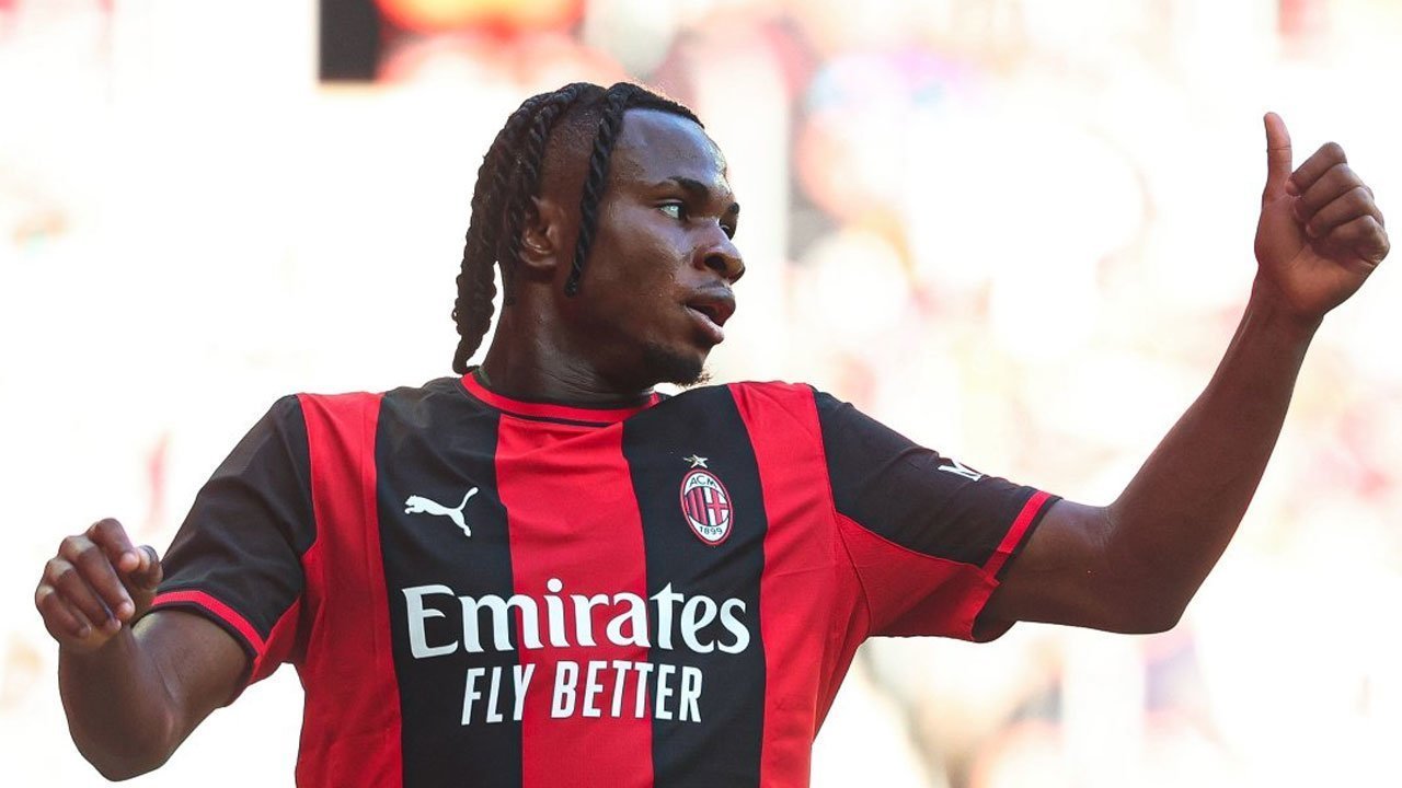 Rapor Pemain AC Milan Saat Hajar Manchester United 4-2: Samuel Chukwueze jadi Bintang, Torriani Gemilang
