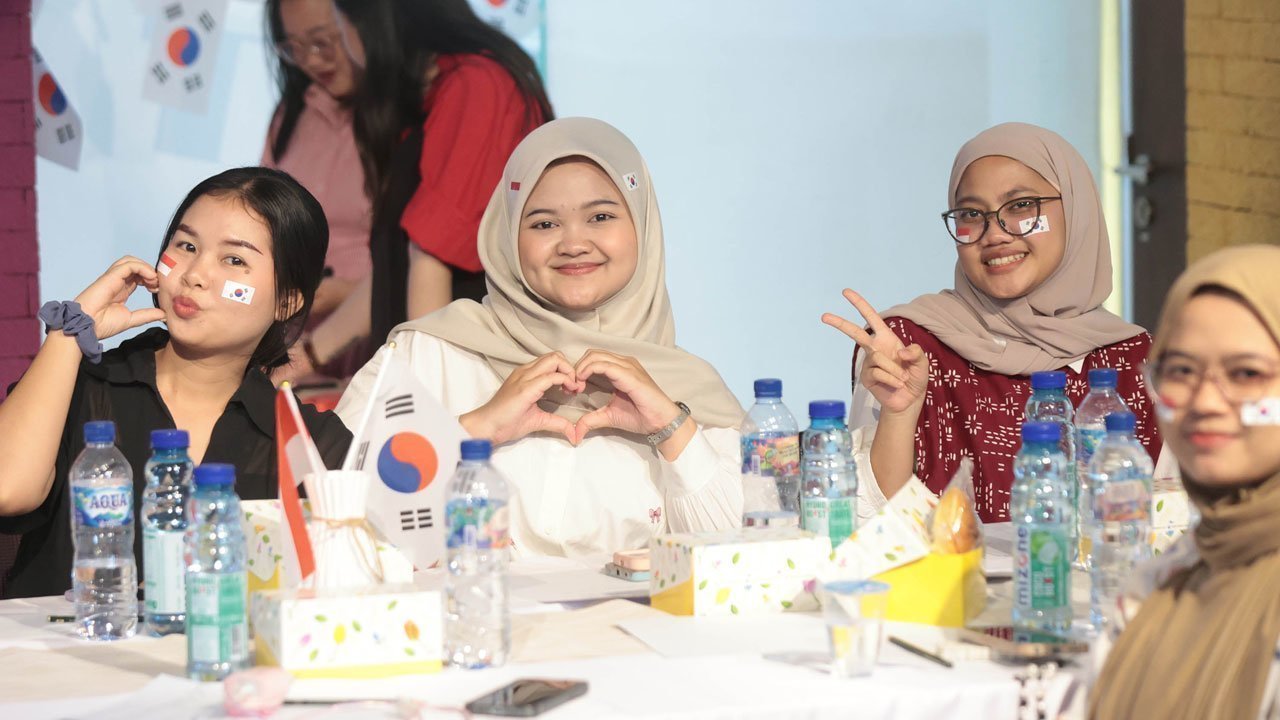 KapanLagi Korea dan Kkuljaem Rayakan Kemerdekaan lewat Kelas Bahasa Korea Interaktif KapanLagi Korea dan Kkuljaem Rayakan Kemerdekaan lewat Kelas Bahasa Korea Interaktif