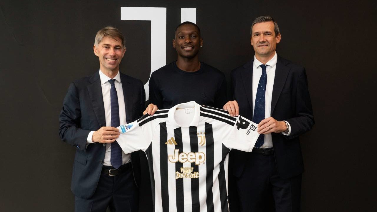 Resmi! Randal Kolo Muani Pulang ke Juventus