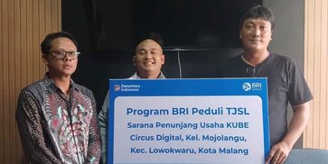 BRI Region 13 Malang Perkuat Industri Kreatif, KUBE Circus Digital Terima Bantuan Sarana Produksi BRI Region 13 Malang Perkuat Industri Kreatif, KUBE Circus Digital Terima Bantuan Sarana Produksi