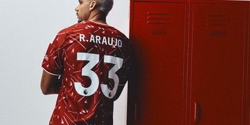 Nomor 33 Dipilih Ronald Araujo di Liverpool, Terikat Kenangan dan Iman