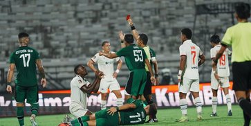 Peluit Panjang dan Teriakan 'Cut!' yang Mengakhiri Rivalitas di Panggung Piala Presiden 2026
