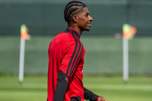 Rashford Pakai Nomor 9?