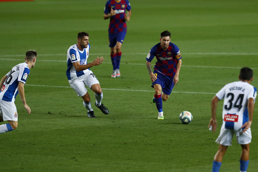 Luis Suarez jadi Pahlawan Barcelona