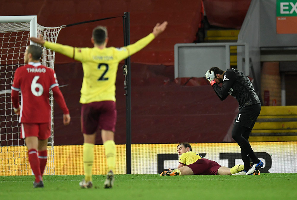 Anfield Runtuh di Tangan Burnley